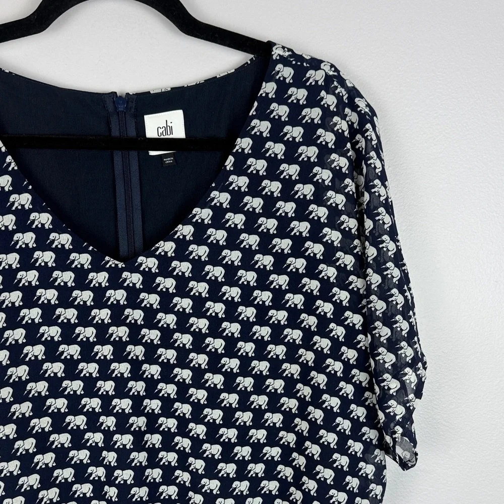 CAbi Parade Chic Blue White Elephant Print V-Neck Cap Sleeves Medium Blouse - Picture 6 of 12